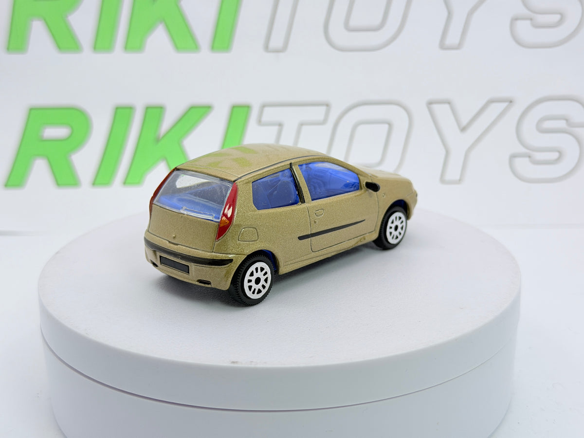 Fiat Punto 3 porte Majorette 1/43 Oro chiaro mtallizzato 1999