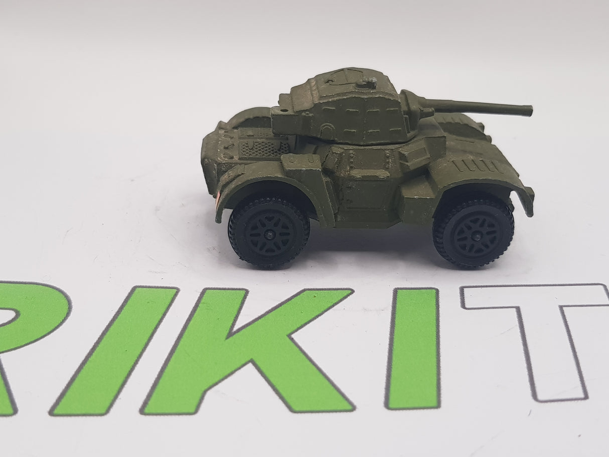 Daimler Armoured Car Dinky Toys 1/50