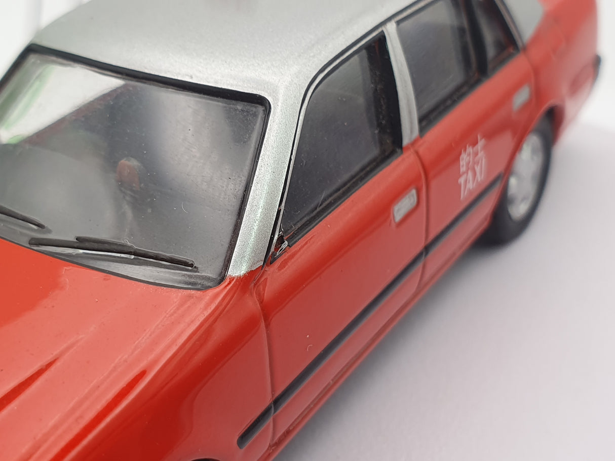Toyota Crown Edicola 1/43 Rosso 1991