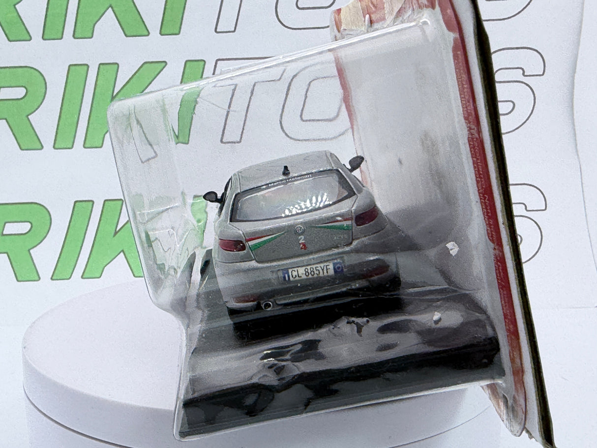 Alfa Romeo GT 3200 V6 Metro Models 1/43 Argento