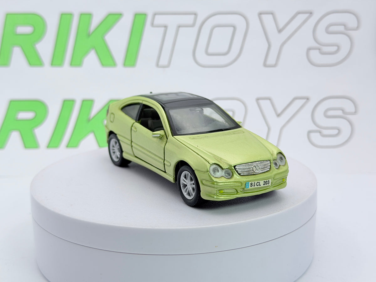 Mercedes C-klass Sport Coplè Maisto 1/38 Verde