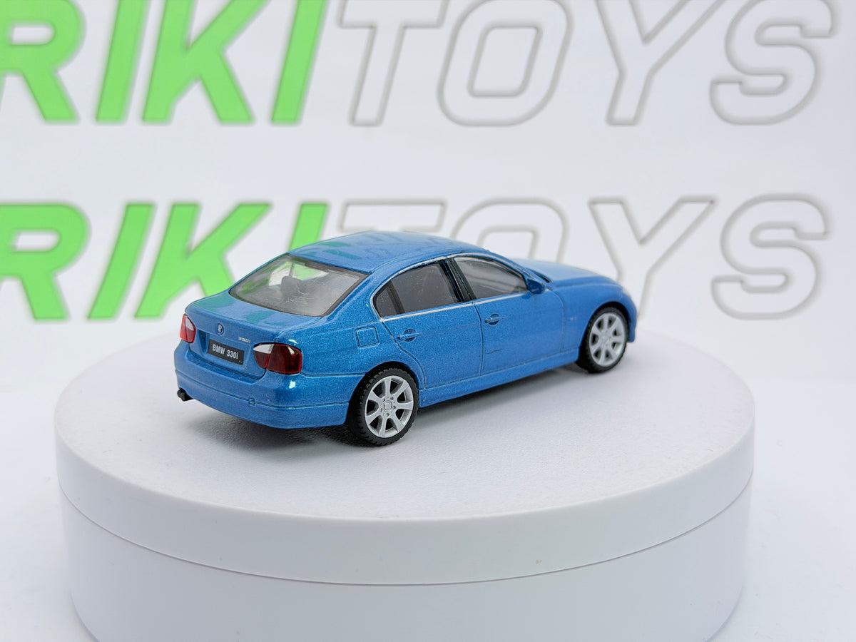 BMW 330i Welly 1/43 Blu