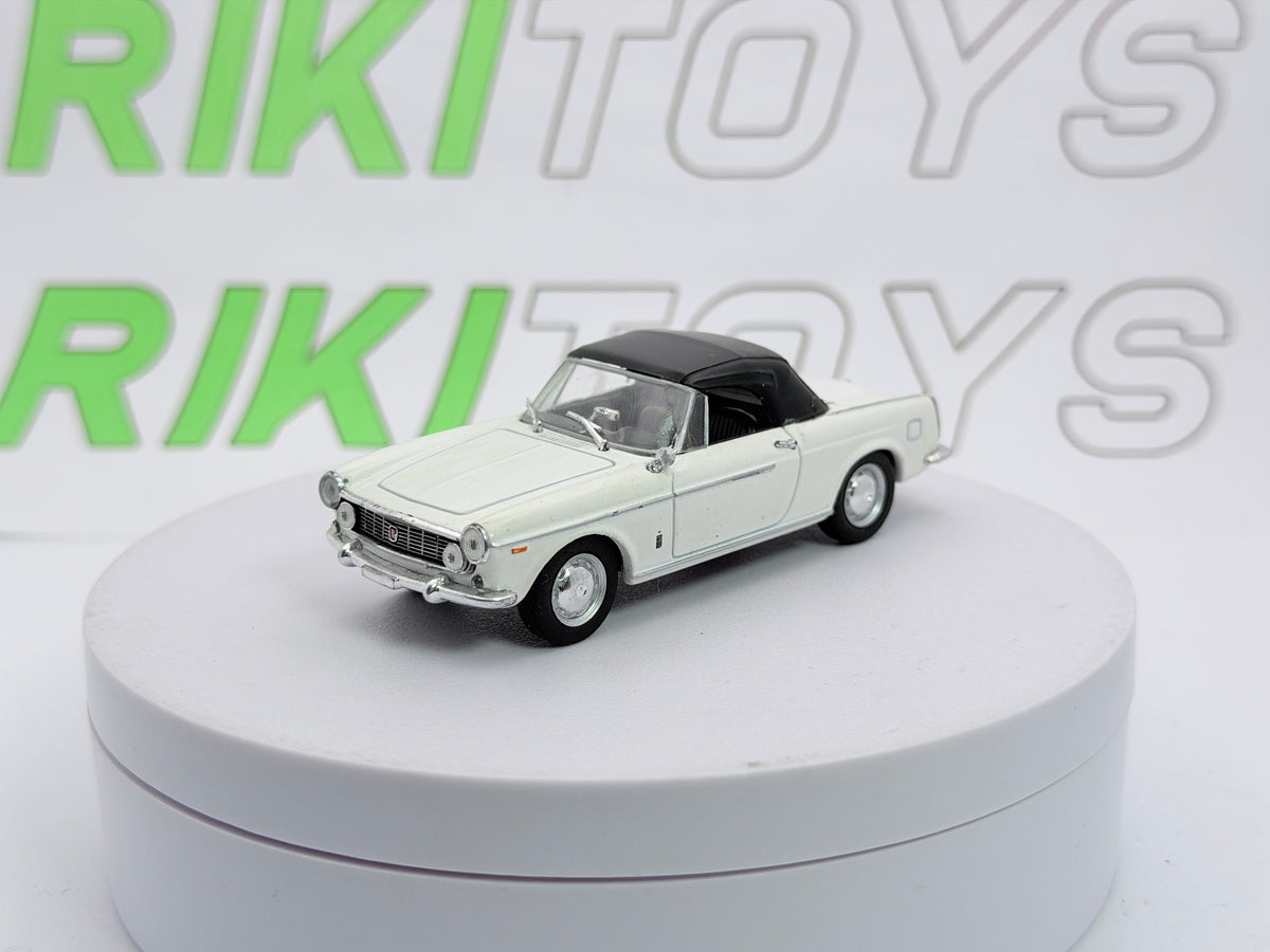 Fiat 1600 S Cabrio Norev 1/43 Bianco