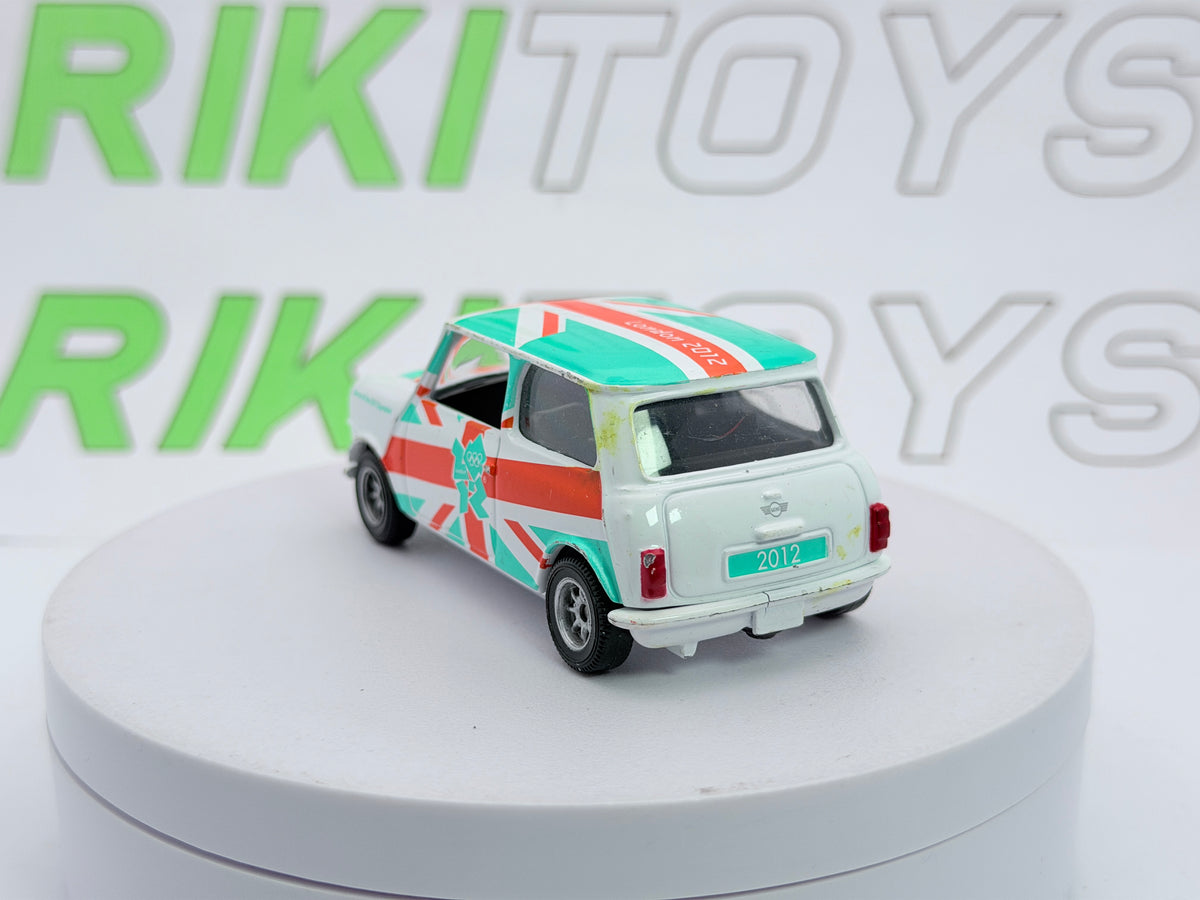 Mini Cooper Classic Corgi 1/36 Bianco