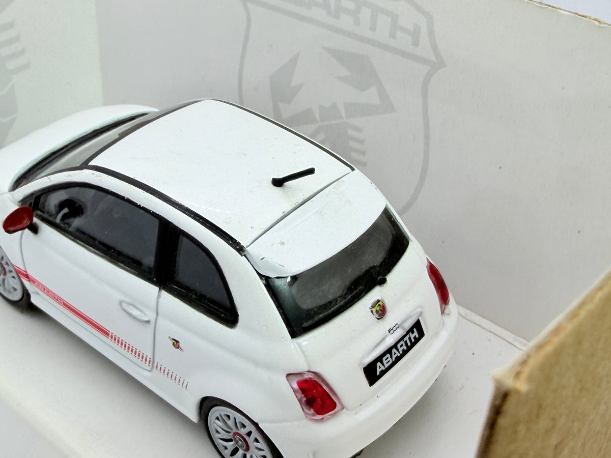 Fiat-Abarth 500 Motorams 1/43 Bianco