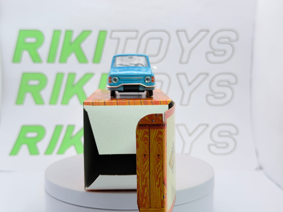 Renault R 10 Norev 1/43 Celeste 1966