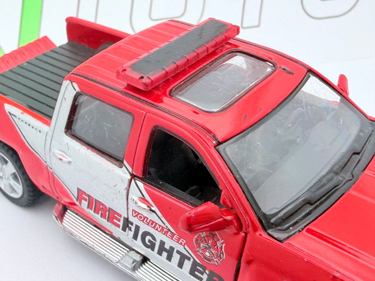 Chevrolet Silverado Kinsmart 1/46 Rosso 2014