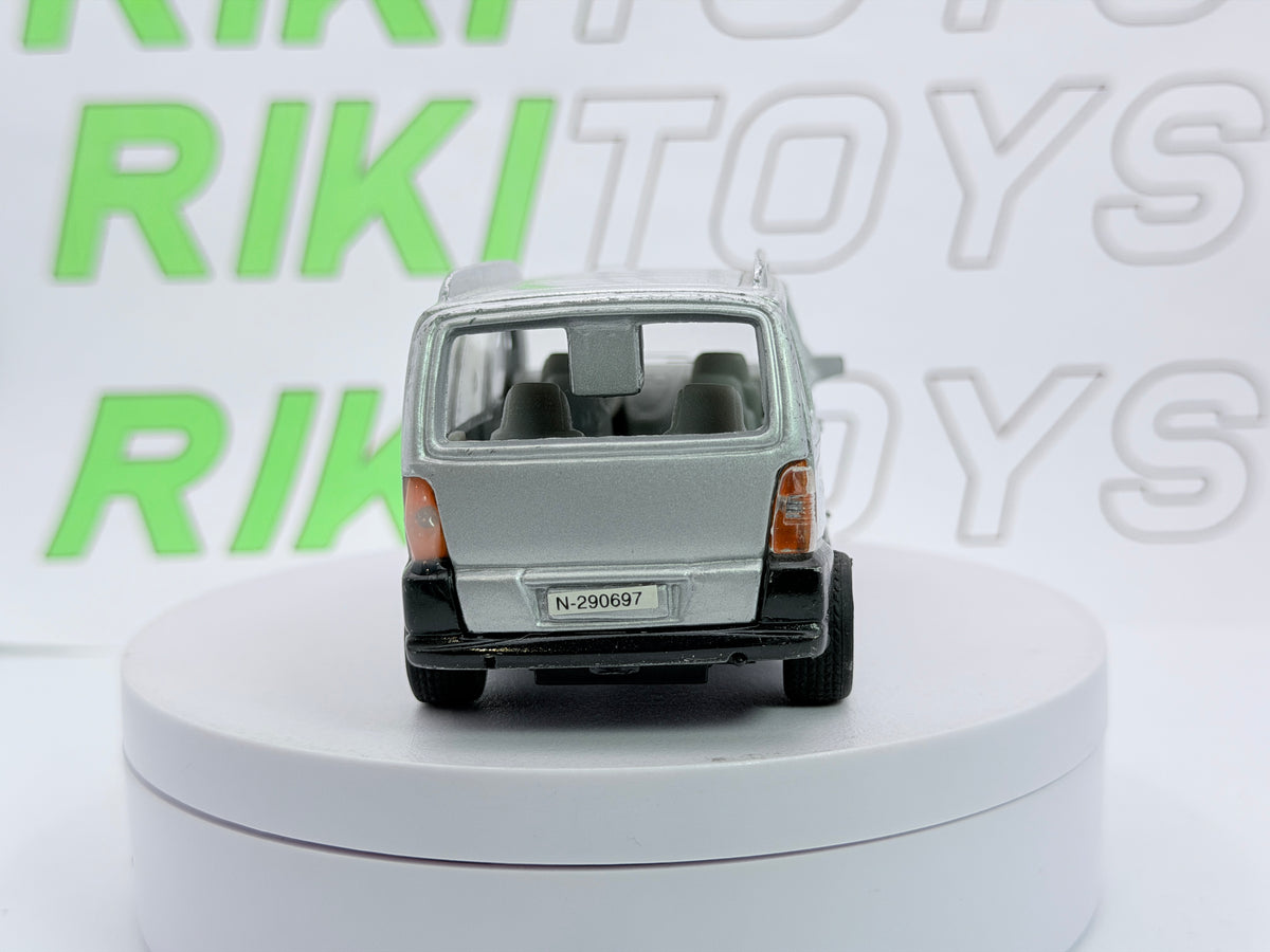 Mercedes Benz V-Klass 1/40 Argento