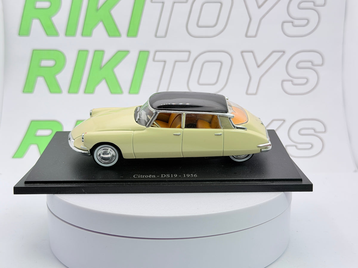 Citroen DS 19 Edicola 1/43 Bianco