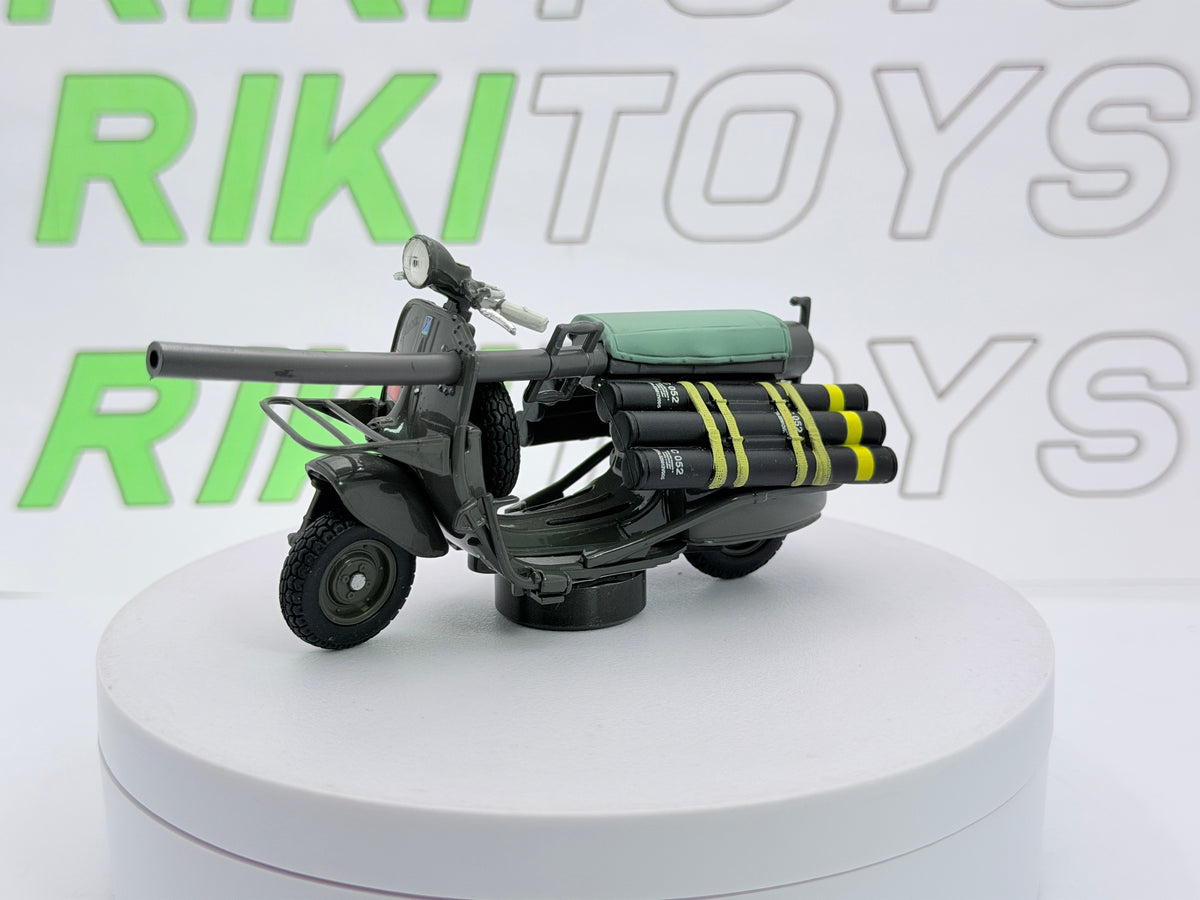 Piaggio Vespa Tap Italeri 1/24 Verde