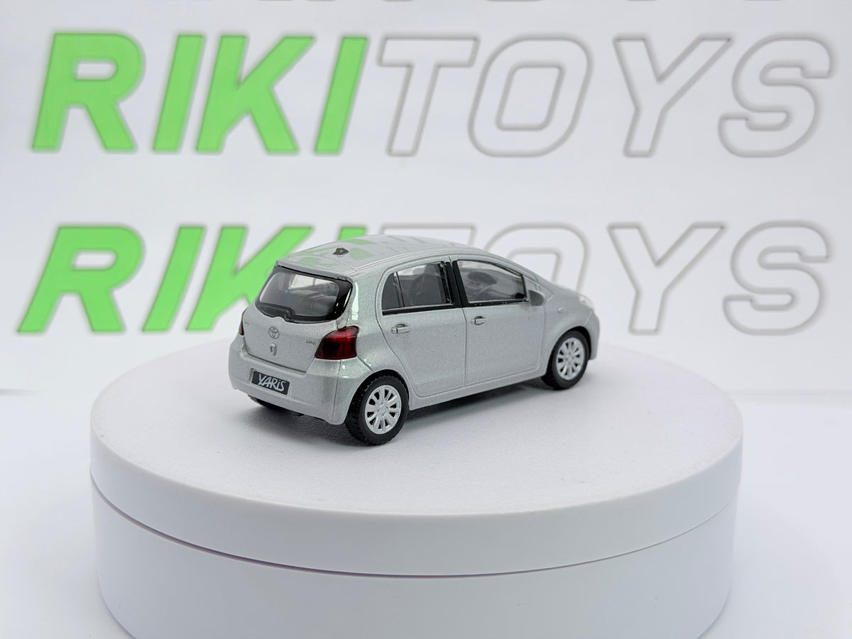 Toyota Yaris Welly 1/43 Argento