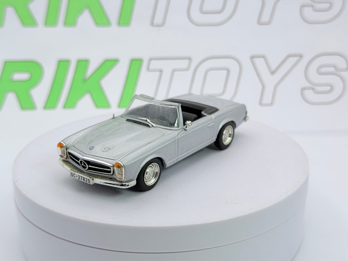 Mercedes Benz 230 SL Edicola 1/43 Argento