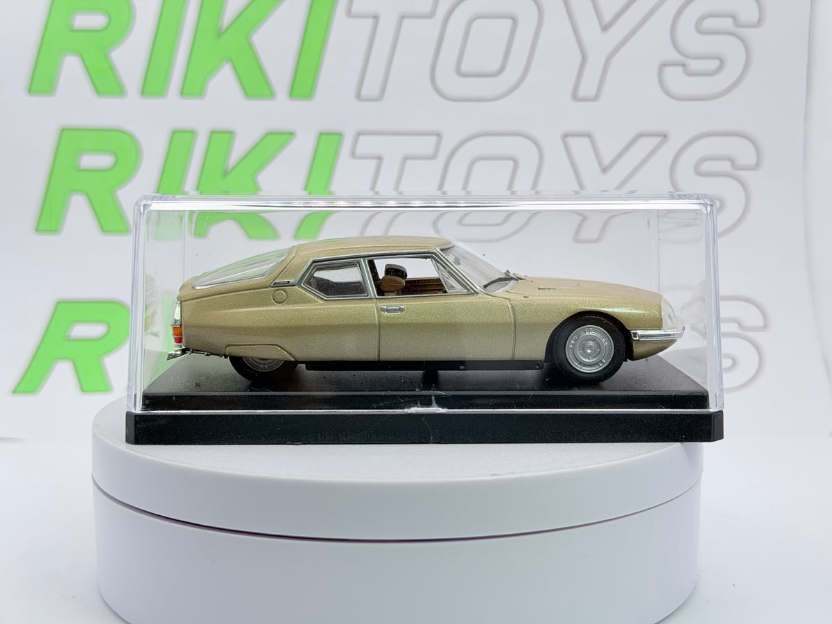 Citroen SM Universal Hobbies 1/43 Oro metallizzato 1970