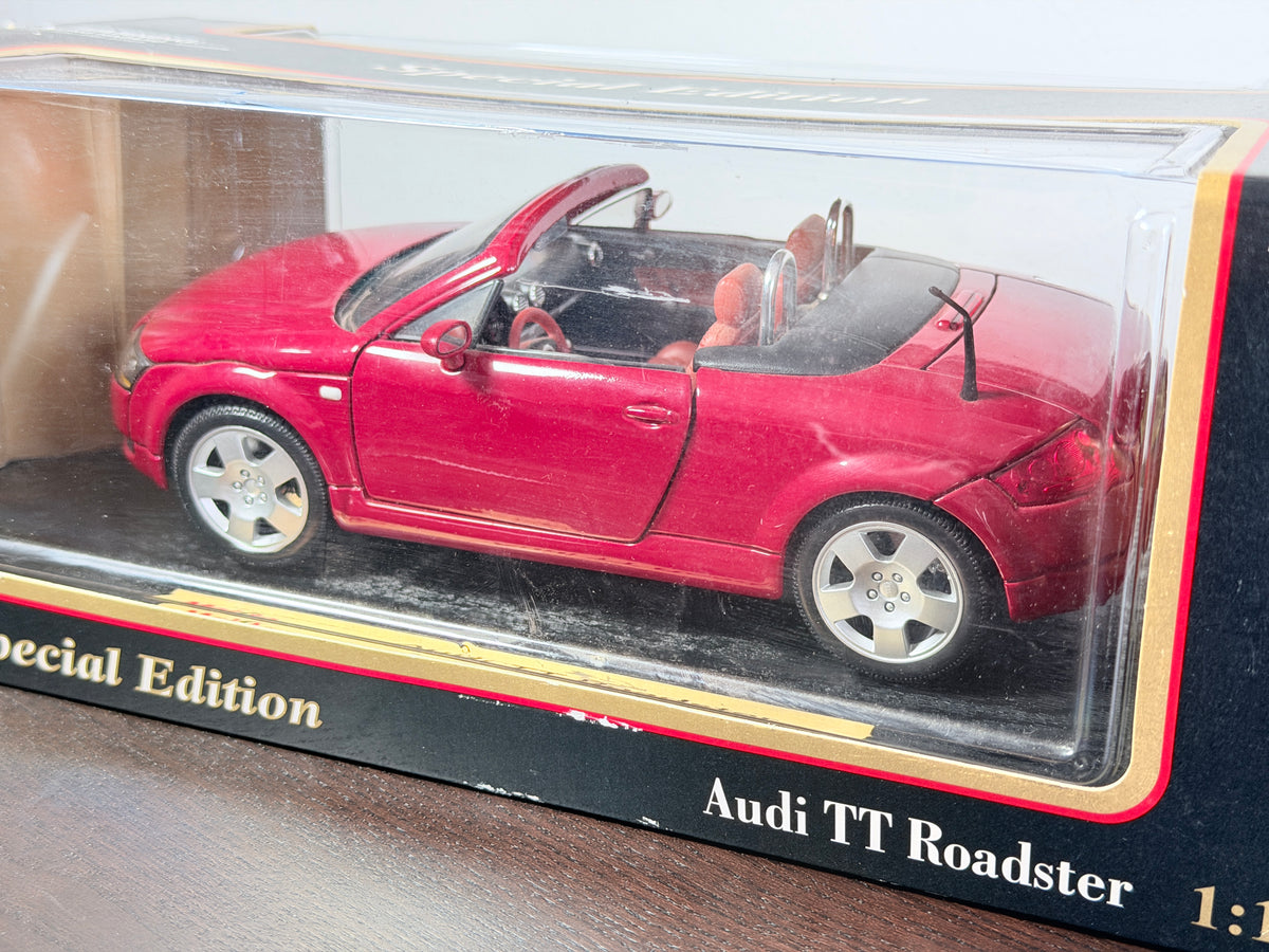 Audi TT Cabrio MK 1 Maisto 1/18 Rosso 1999