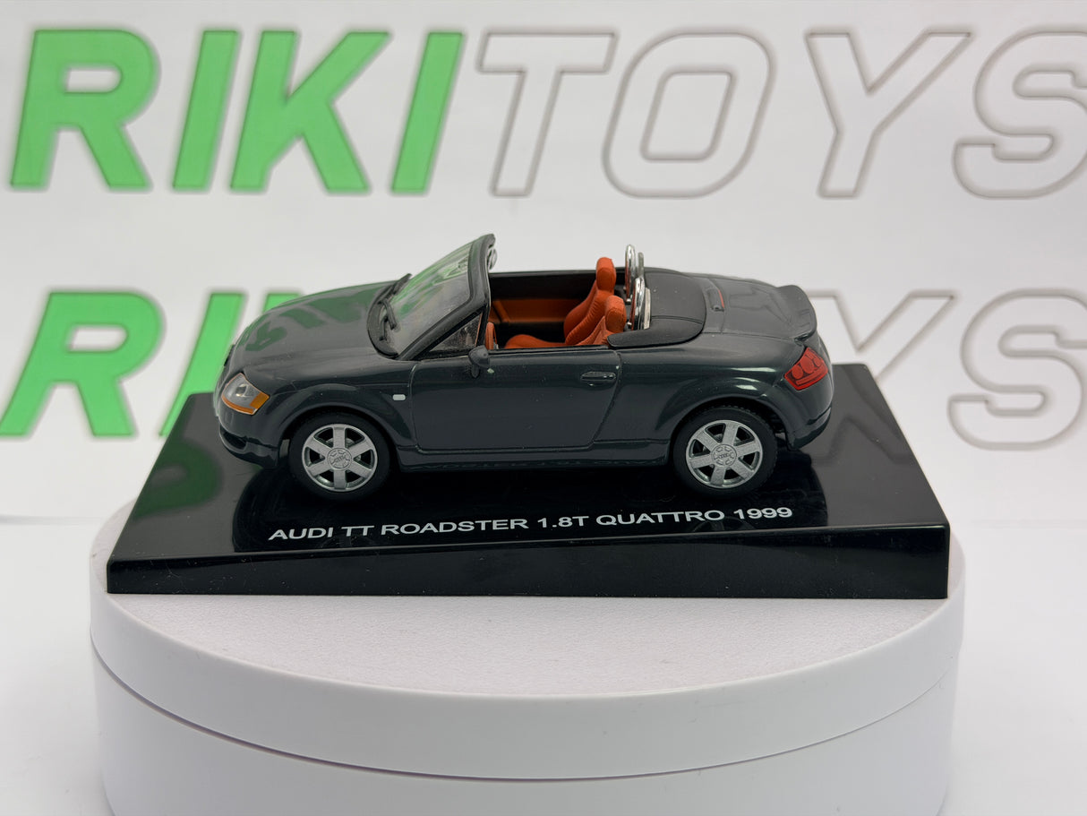Audi TT Cabrio Edicola 1/43 Grigio 1999
