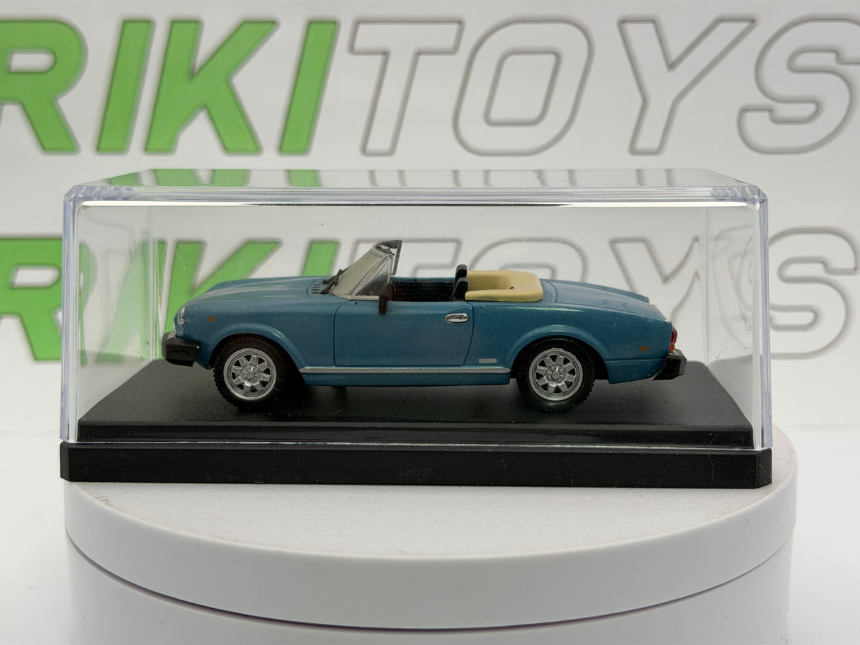 Fiat 124 Spider Norev 1/43 Azzurro metallizzato 1979