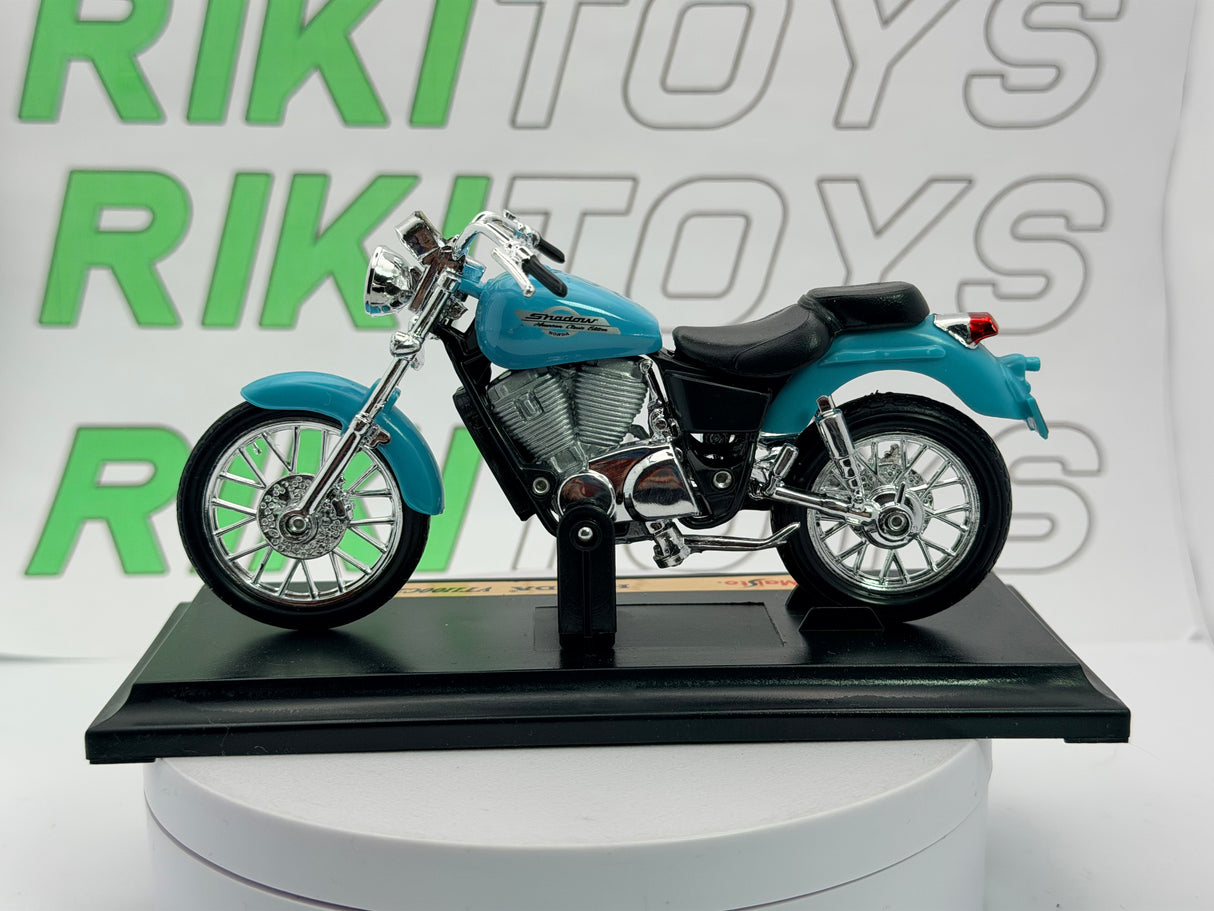 Honda VT 1100 C 2 Maisto 1/18 Celeste 1995