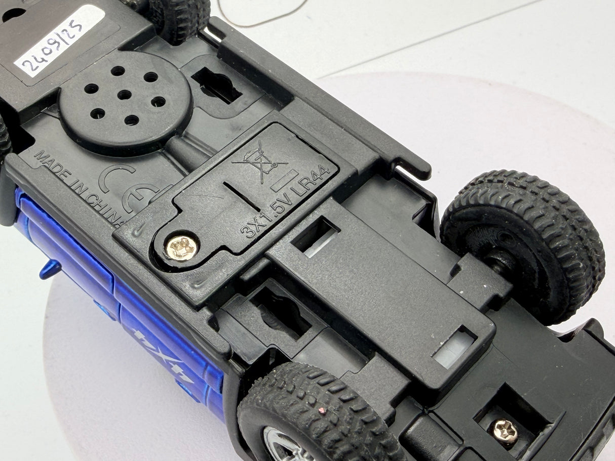 RAM Pick up 4x4 1/40 Blu