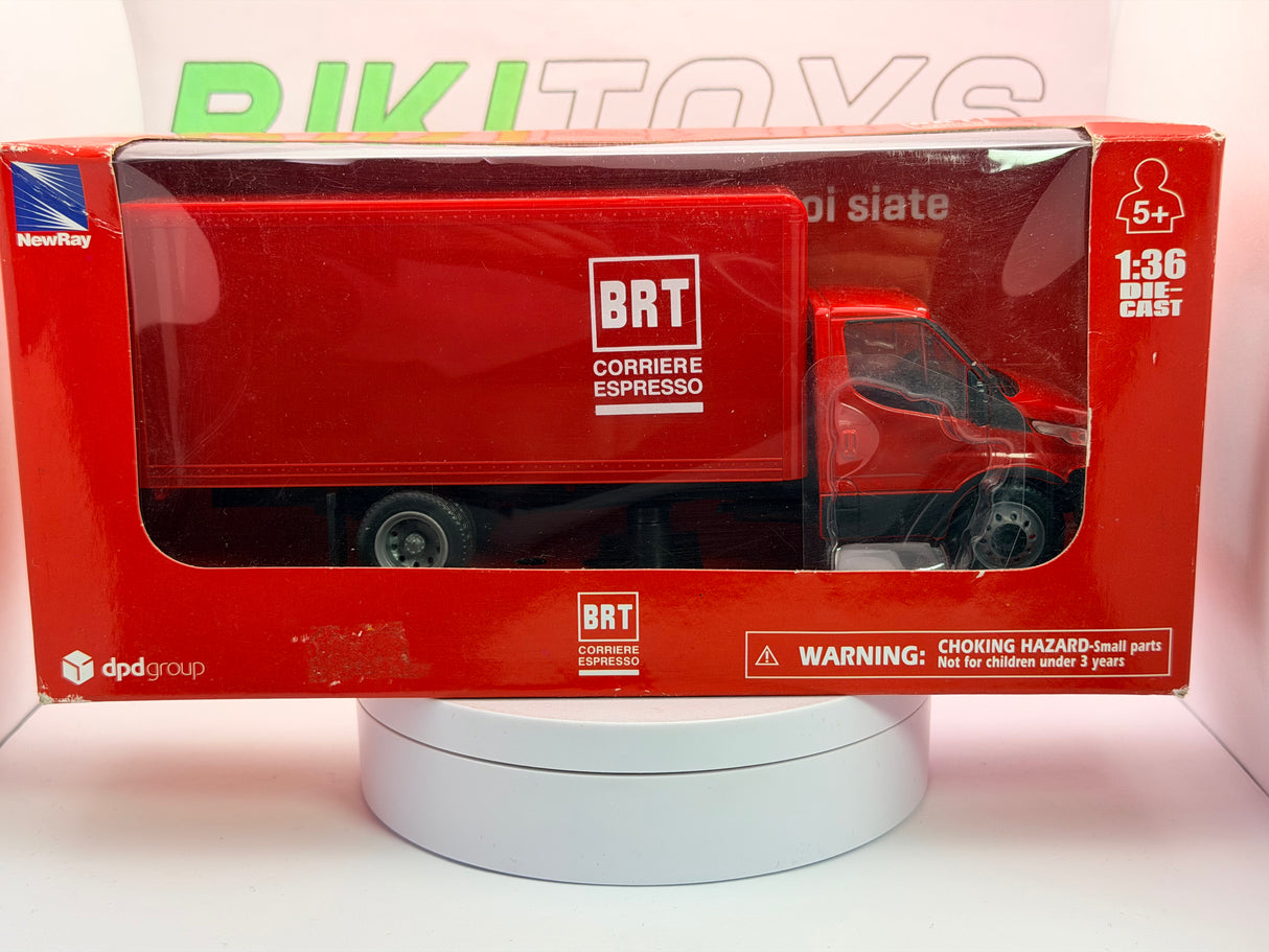 Iveco Daily furgonato New Ray 1/36 Rosso 2014