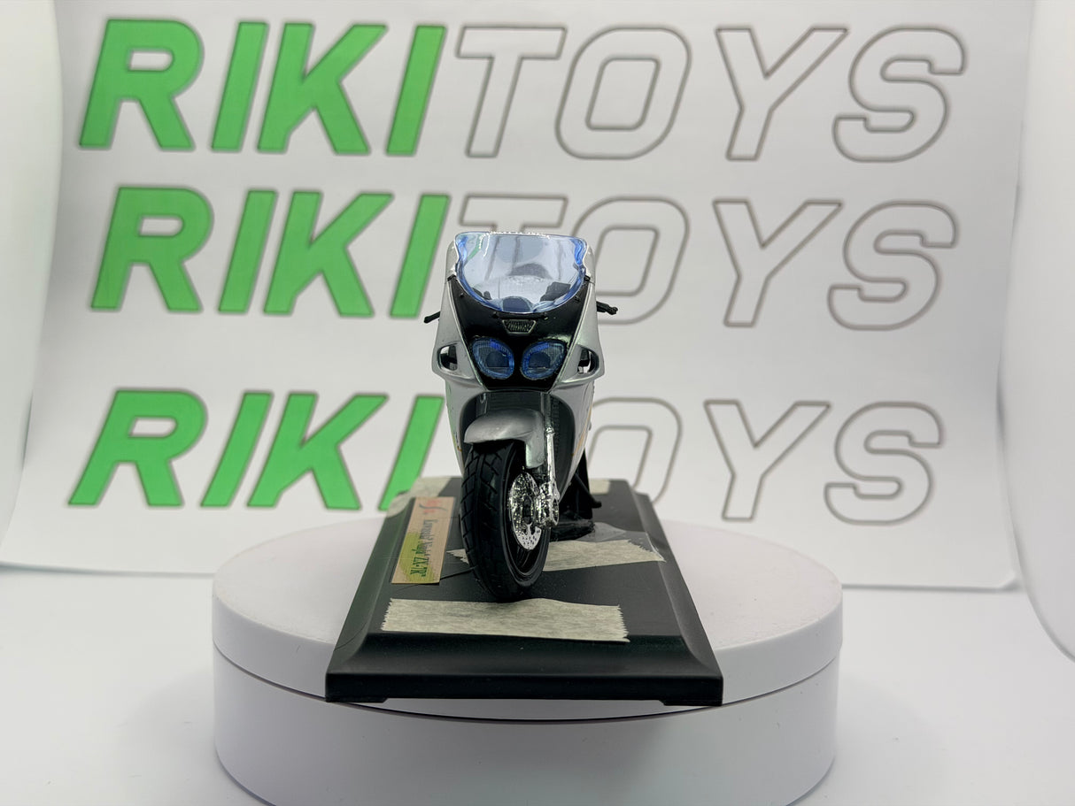 Kawasaki Ninja Zx7R Maisto 1/18 Argento 1996