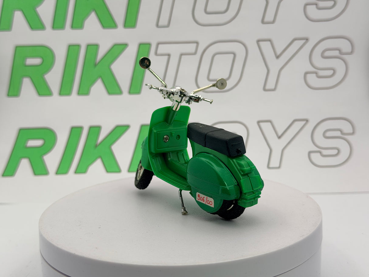 Piaggio Vespa PX 1/24 Verde 1978