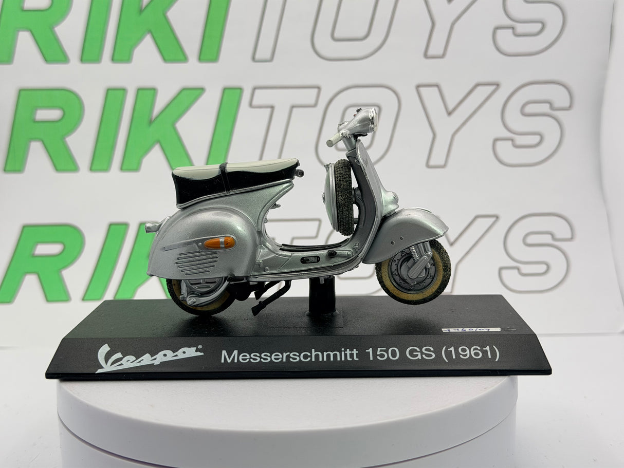 Piaggio Vespa MesserSchmidt Maisto 1/24 Argento 1961