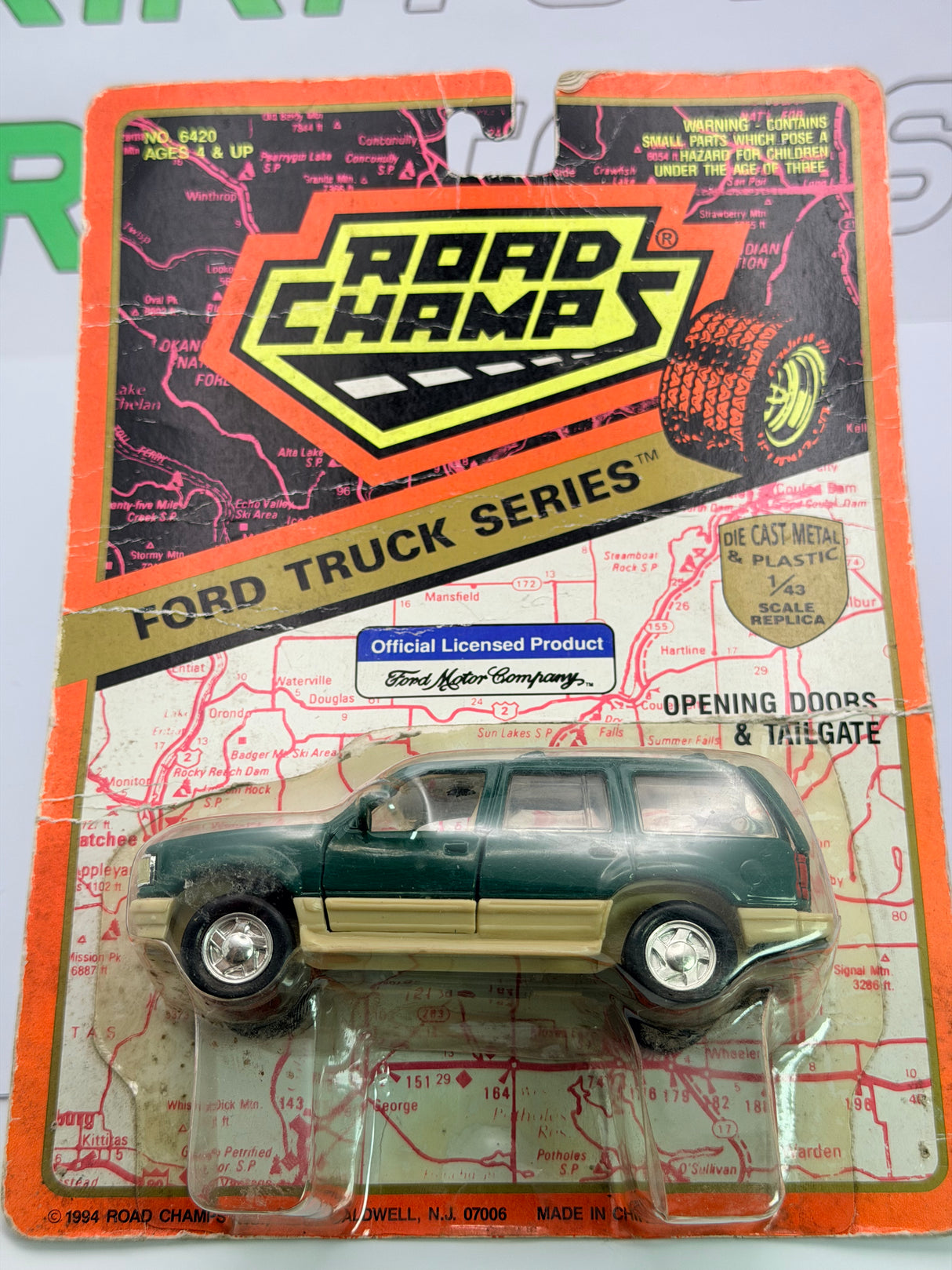 Ford Explorer Road Champs 1/43 Verde