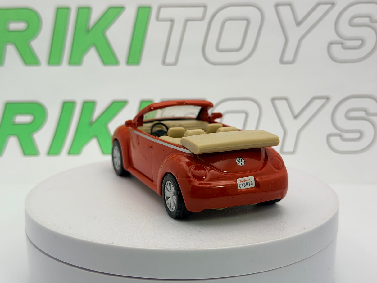 Volkswagen New Beetle Cabrio Maisto 1/37 Arancione