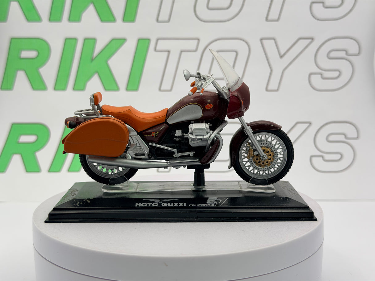 Moto Guzzi California Starline 1/24 Rosso scuro