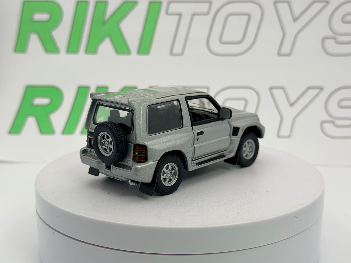 Mitsubishi Pajero Evolution Cararama 1/43 Argento