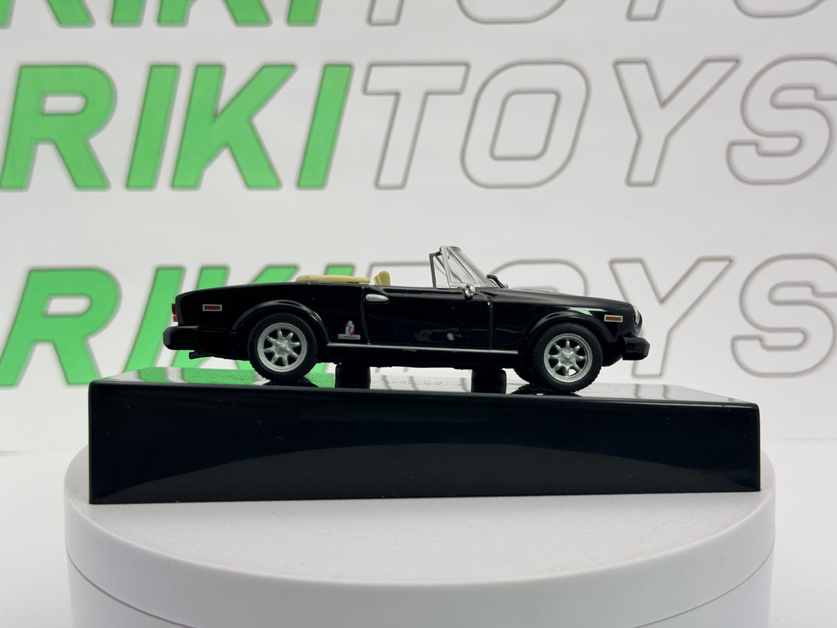 Fiat 124 Spider 2000 Edicola 1/43 Nero 1979