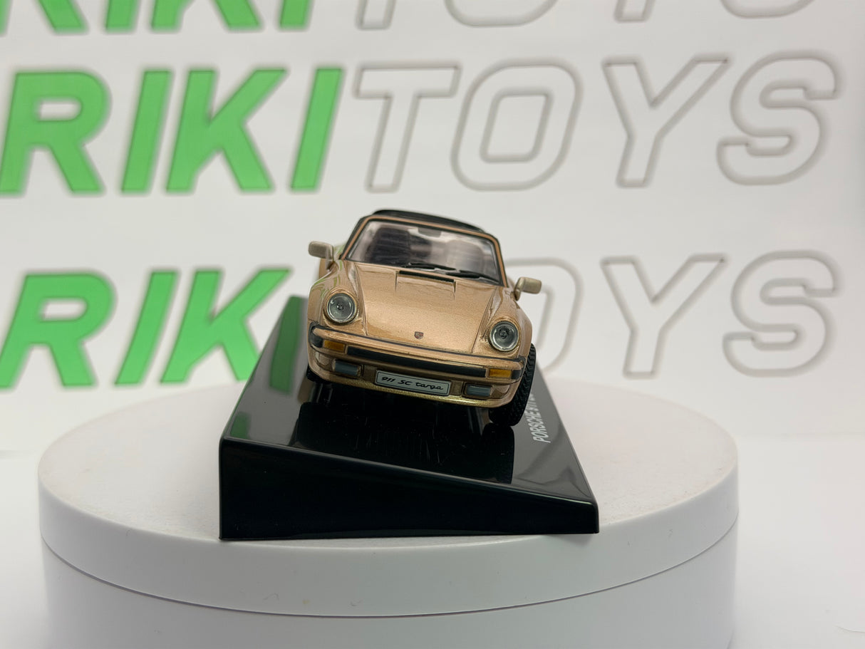 Porsche 911 SC Targa Edicola 1/43 Oro 1982