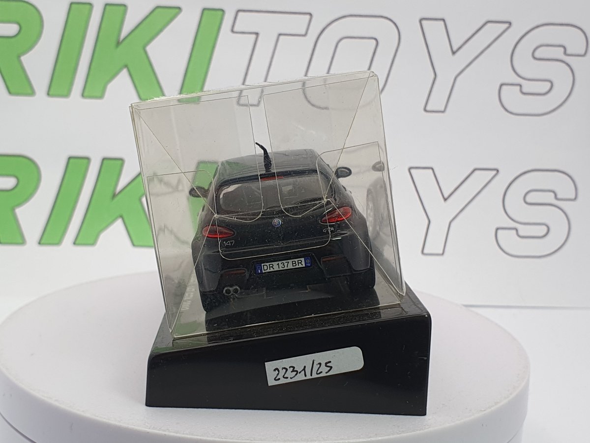 Alfa Romeo 147 GTA Edicola 1/43 Nero 2002 - RikiToys - Edicola