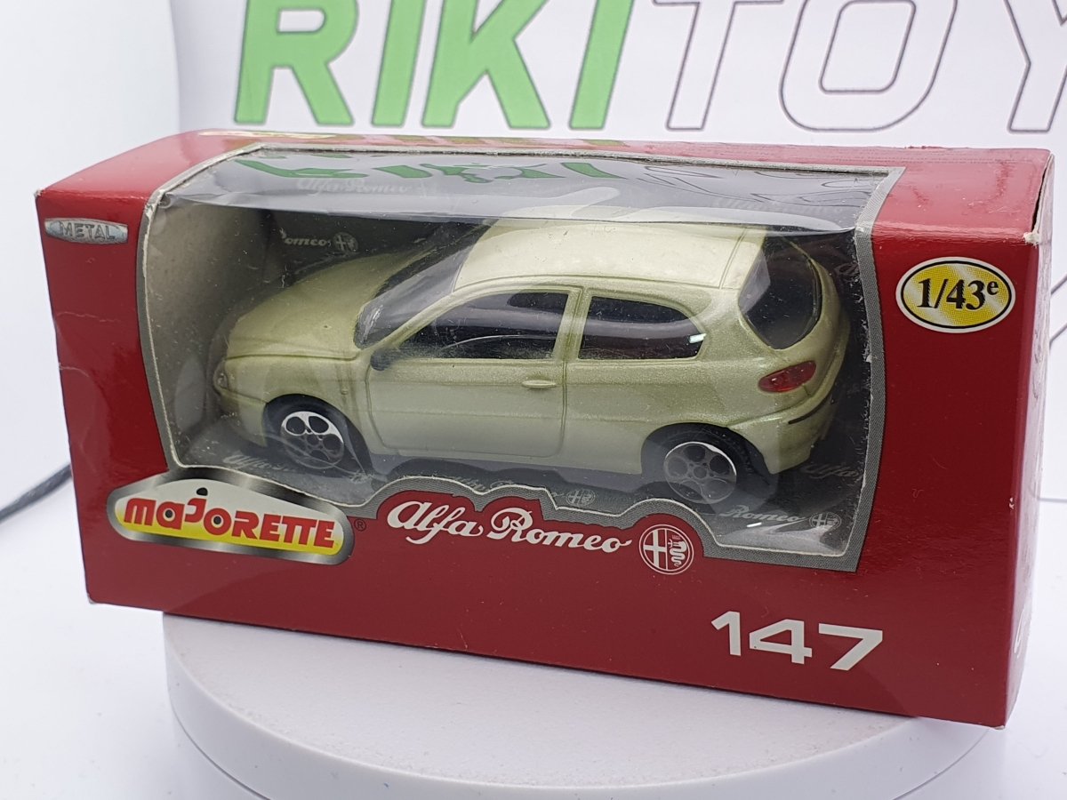Alfa Romeo 147 Majorette 1/43 Verde chiaro 1998 - RikiToys - Majorette