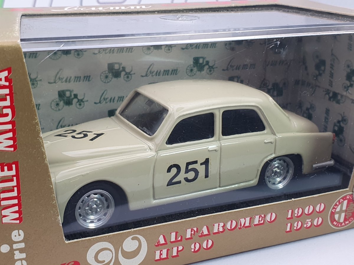 Alfa Romeo 1900 Berlina Brumm 1/43 Avorio 1950 - RikiToys - Brumm
