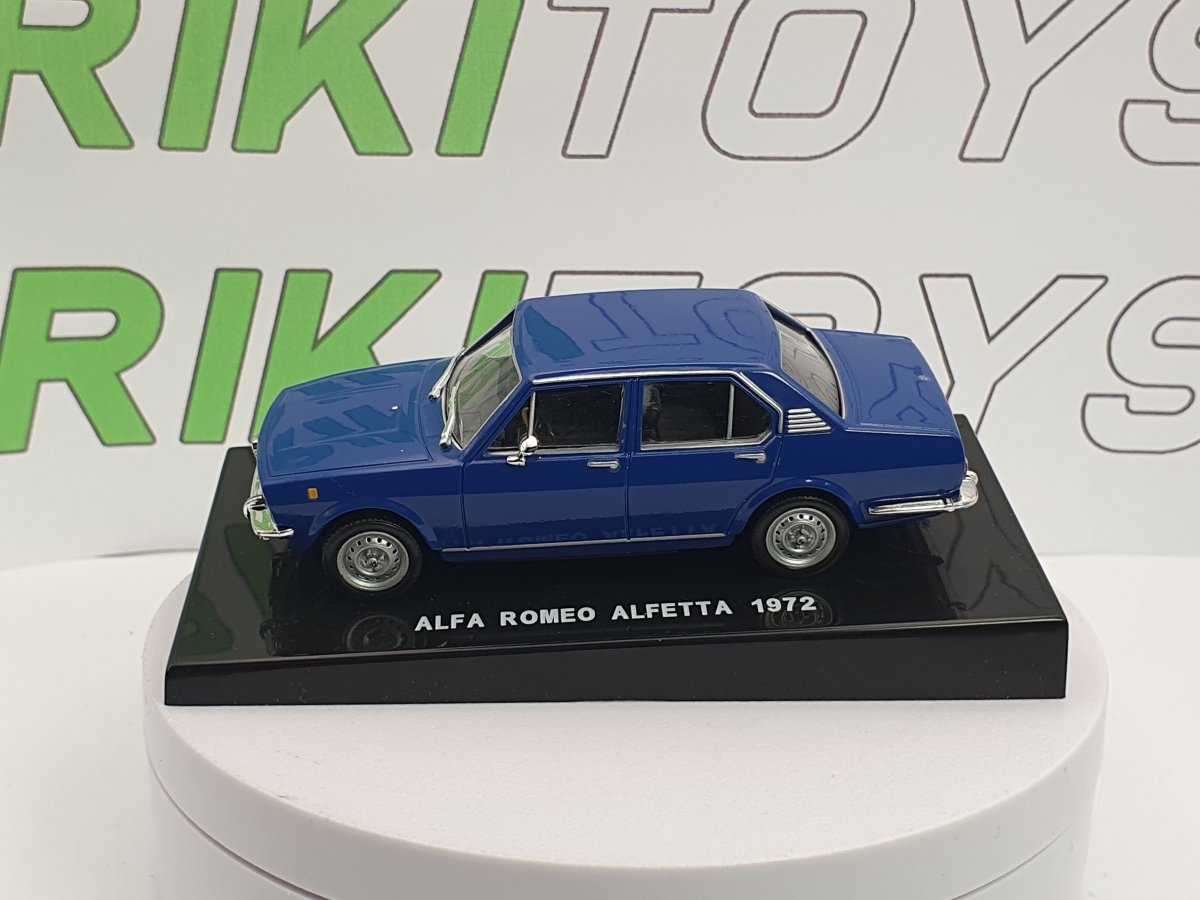 Alfa Romeo Alfetta berlina (1972) Edicola 1/43 - RikiToys - Edicola#