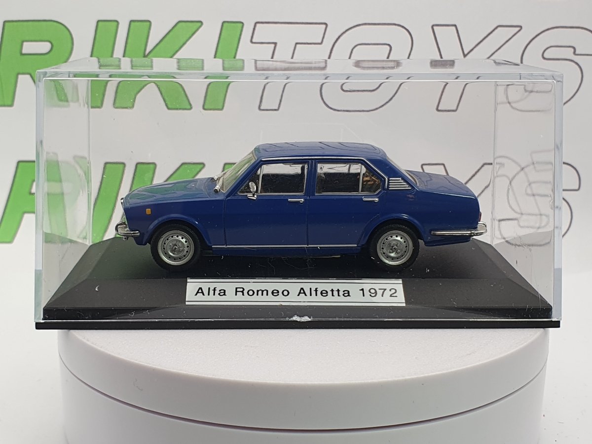 Alfa Romeo Alfetta Berlina Edicola 1/43 Blu 1972 - RikiToys - Edicola