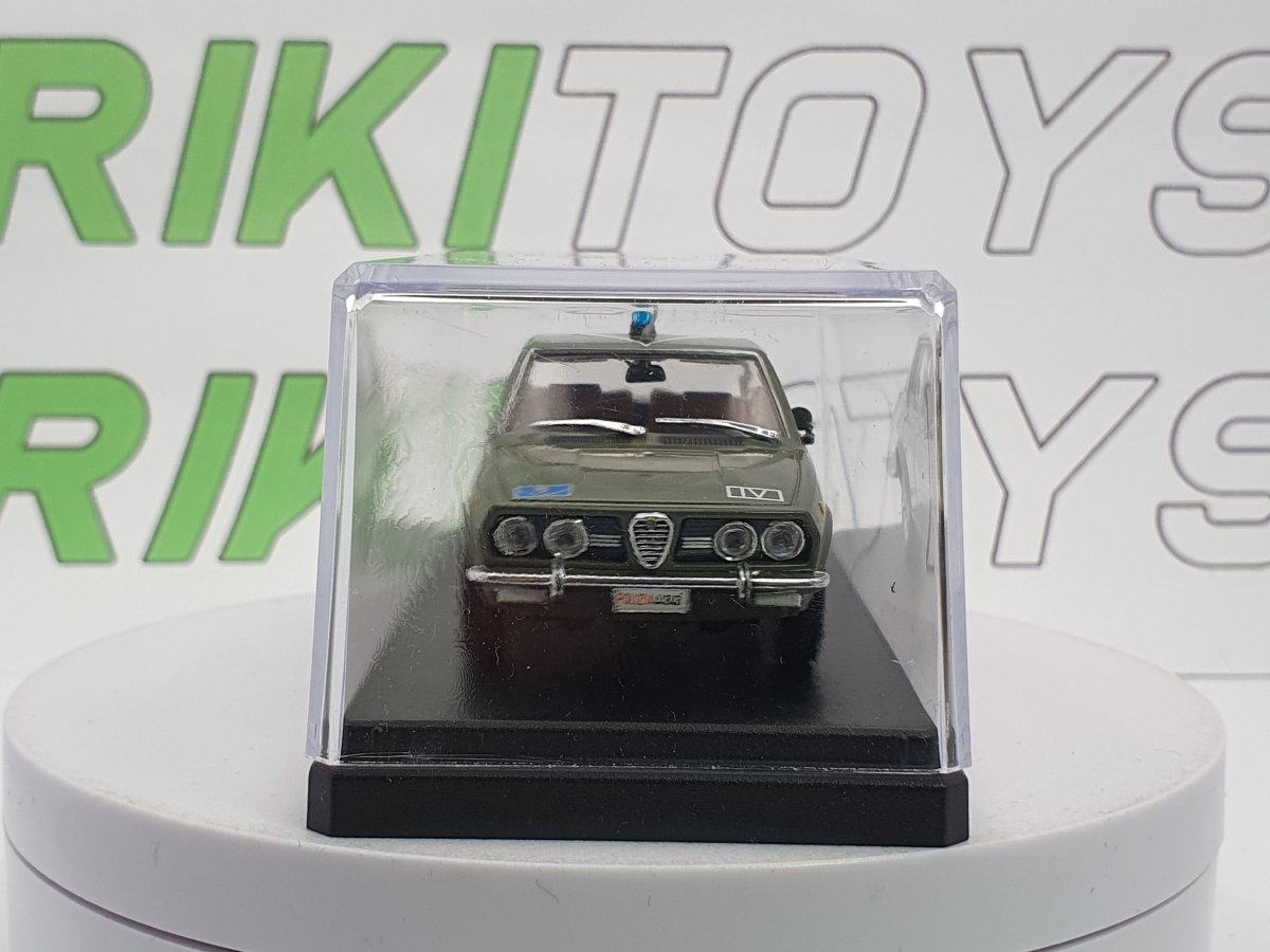 Alfa Romeo Alfetta Berlina Edicola 1/43 Verde 1972 - RikiToys - Edicola