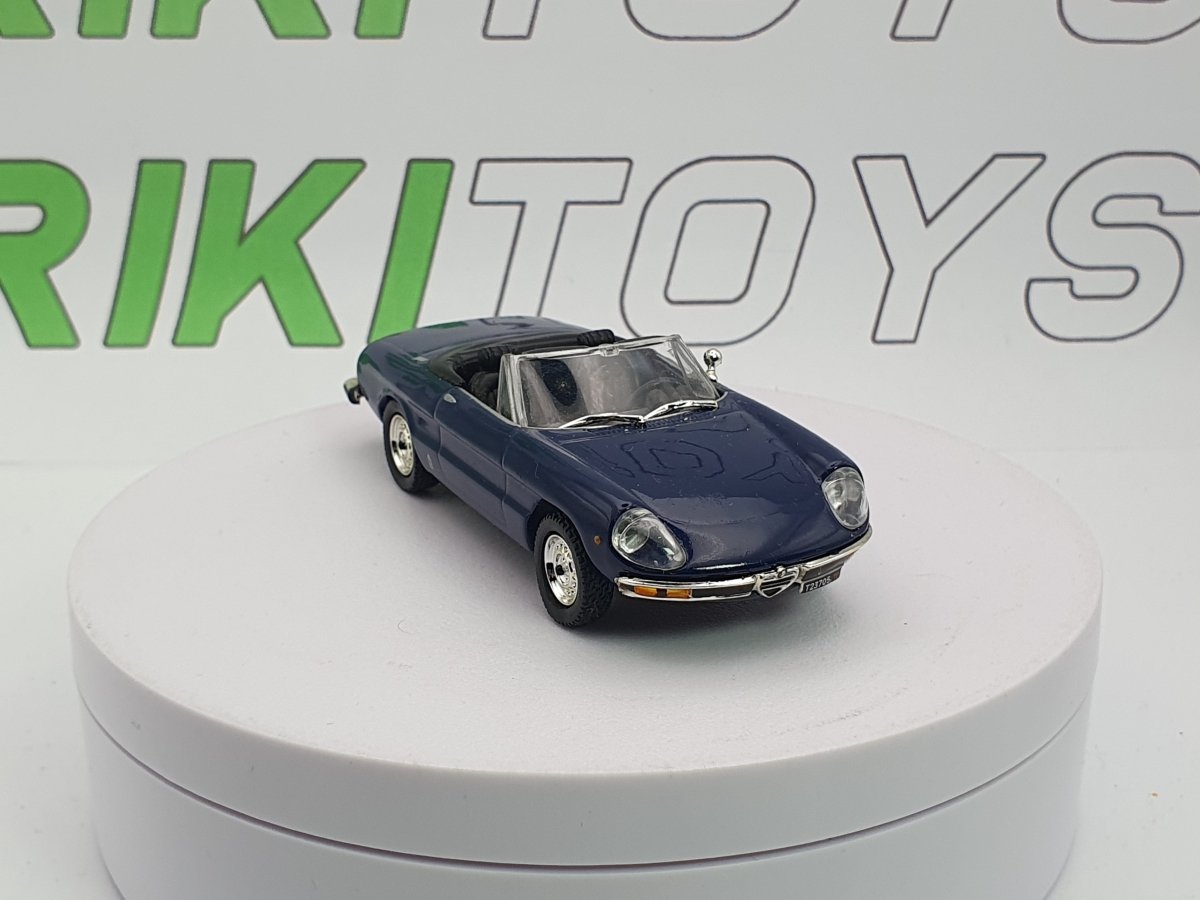 Alfa Romeo Duetto 2000 Coda Tronca Motor Max 1/43 Blu 1970 - RikiToys - Motor Max