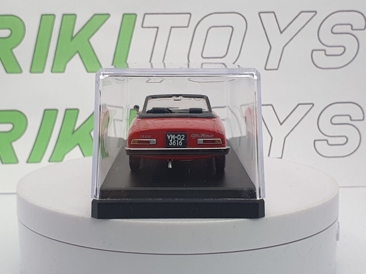 Alfa Romeo Duetto Coda Tronca Edicola 1/43 Rosso 1973 - RikiToys - Edicola