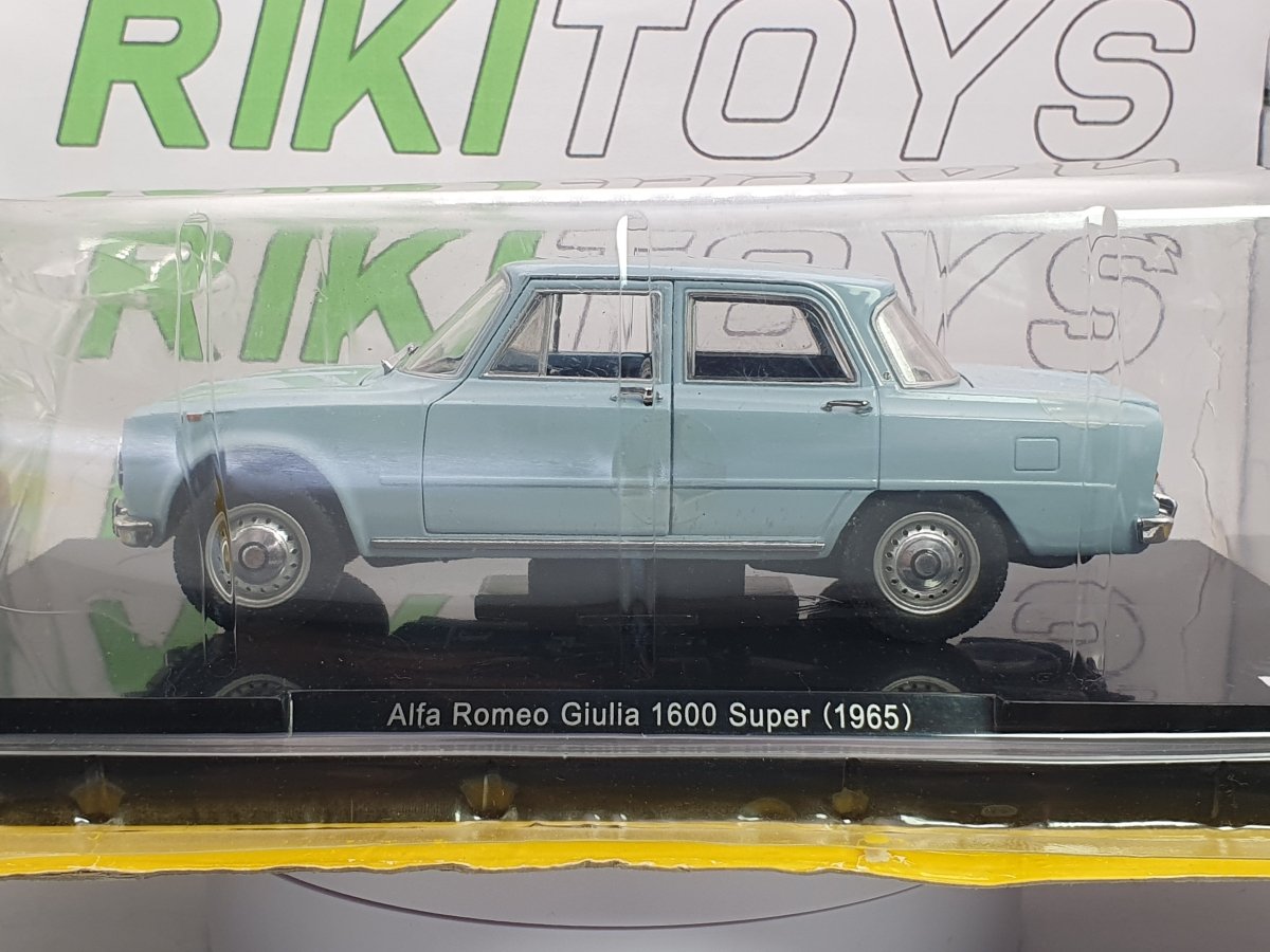 Alfa Romeo Giulia berlina Leo Models 1/24 Azzurro 1965 - RikiToys - Leo Models