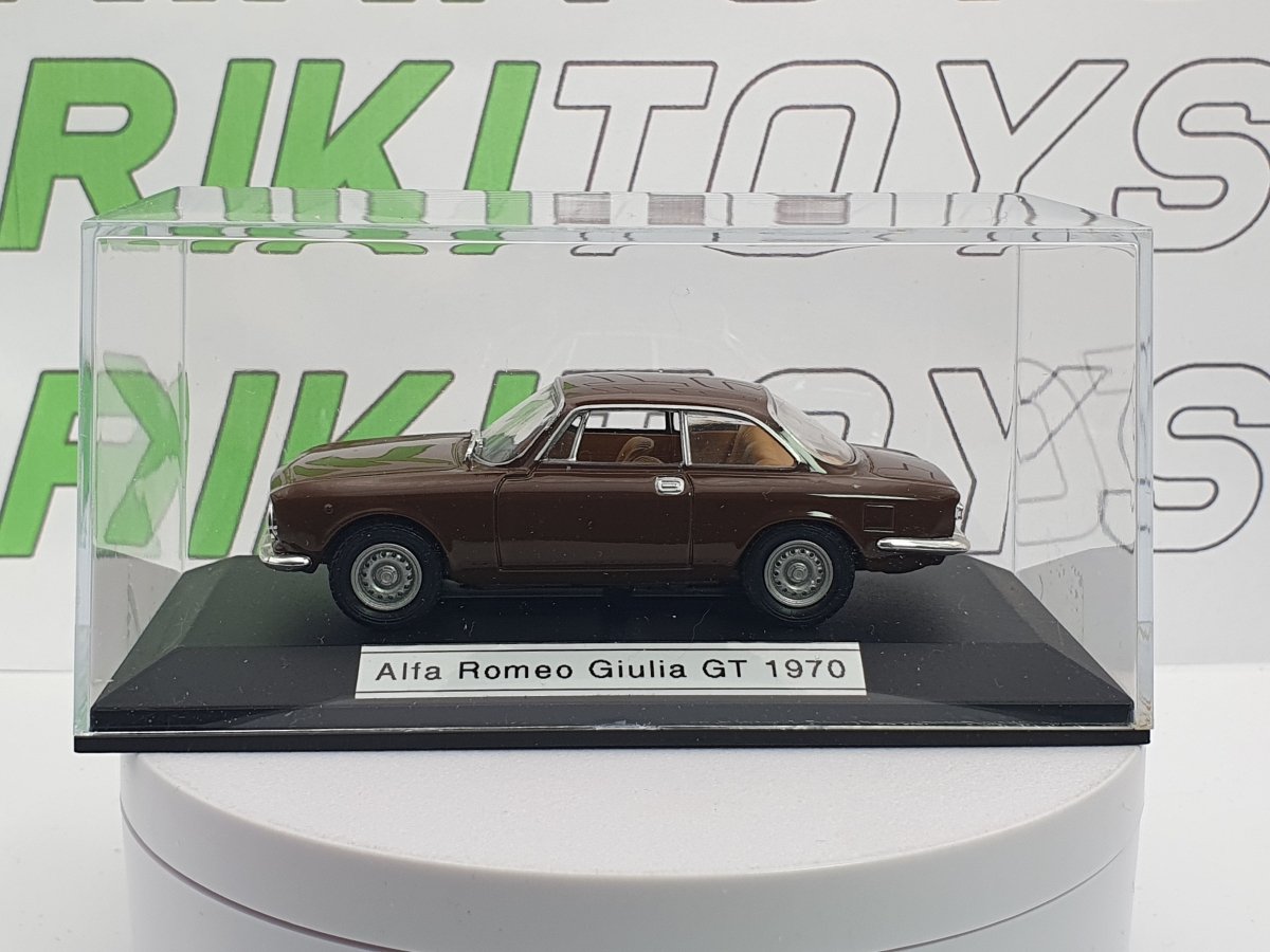 Alfa Romeo Giulia GT Junior (1970) Solido 1/43 - RikiToys - Solido#