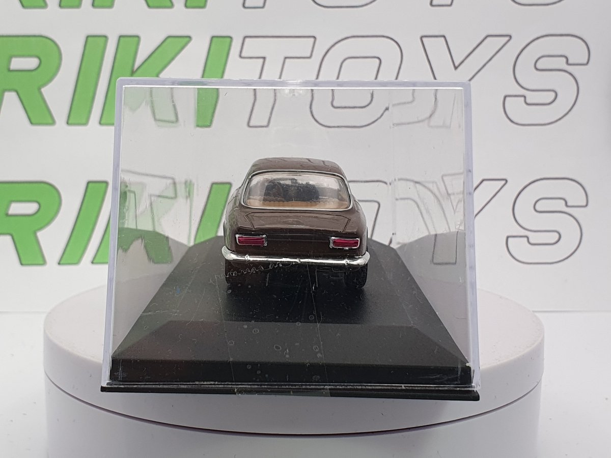 Alfa Romeo Giulia GT Junior Edicola 1/43 Marrone 1971 - RikiToys - Edicola