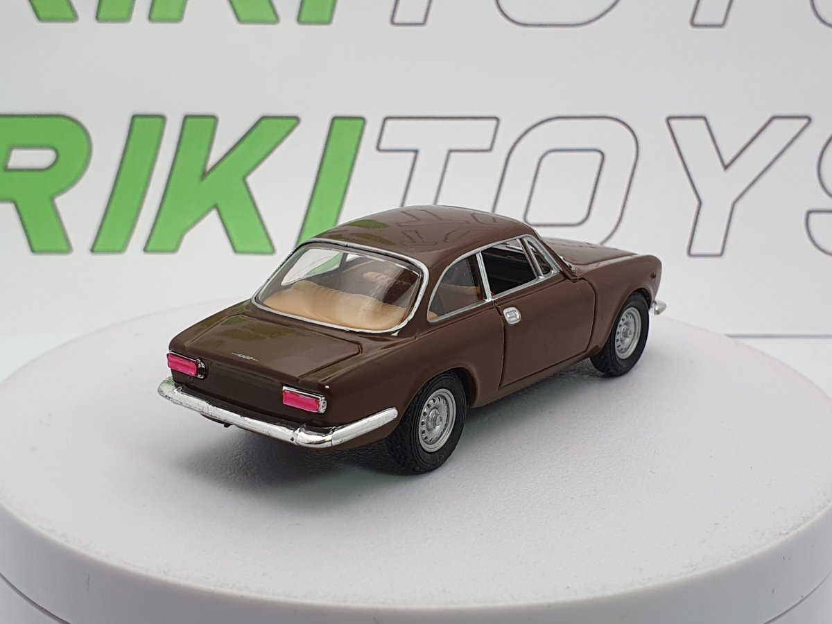 Alfa Romeo Giulia Gt Junior Solido 1/43 Marrone 1971 - RikiToys - Solido