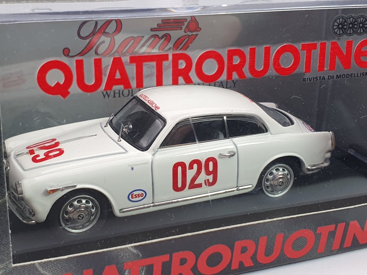 Alfa Romeo Giulietta Sprint Bang 1/43 Bianco - RikiToys - Bang