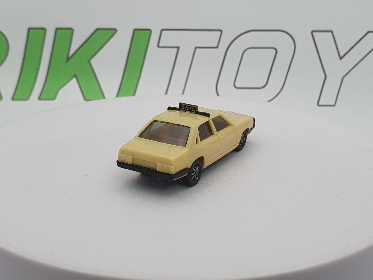 Audi 100 C2 Taxi Herpa 1/87 Beige 1976 - RikiToys - Herpa