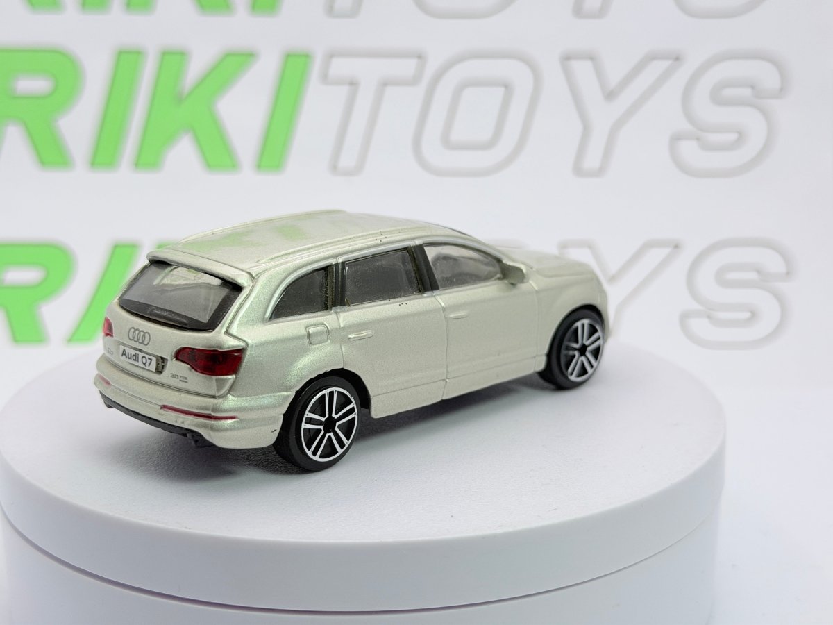 Audi Q 7 Burago 1/43 Argento - RikiToys - Burago