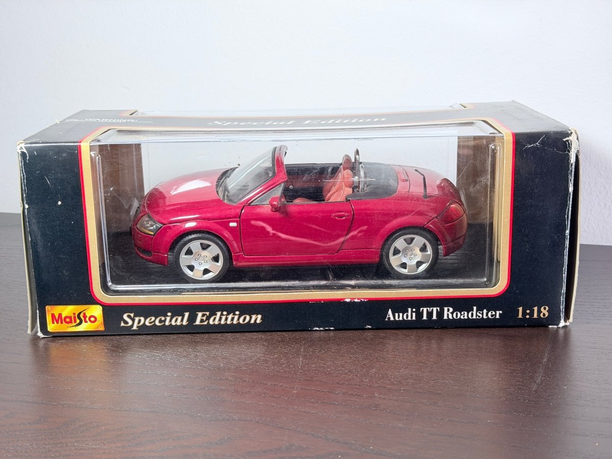 Audi TT Cabrio MK 1 Maisto 1/18 Rosso 1999 - RikiToys - Maisto#