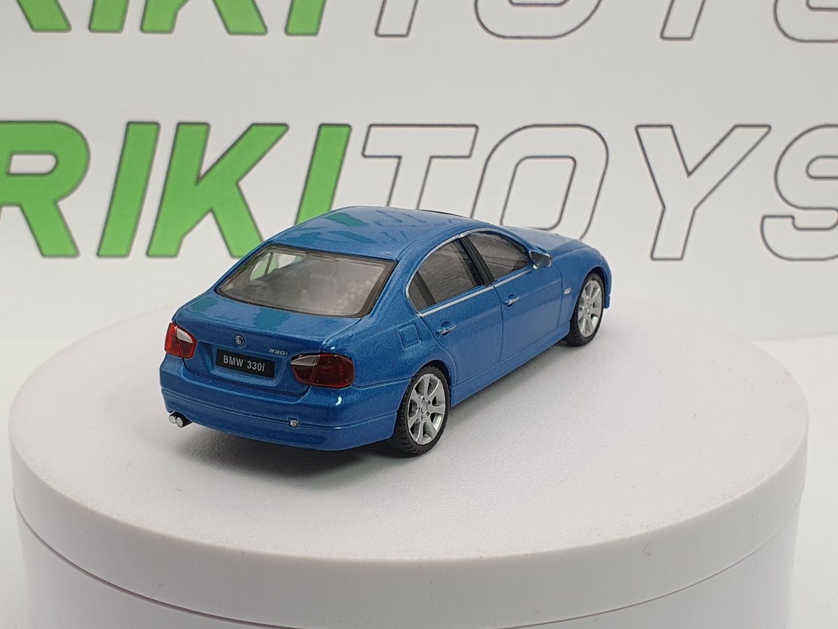 BMW 330i E90 Welly 1/43 Azzurro Met. 2005 - RikiToys - Welly#