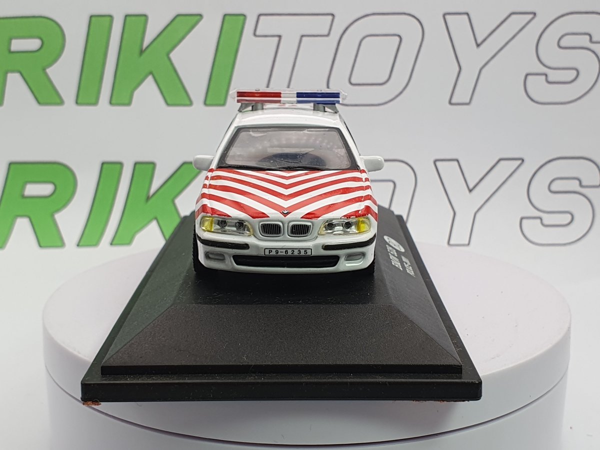 BMW 528 Edicola 1/43 Bianco 2001 - RikiToys - Edicola